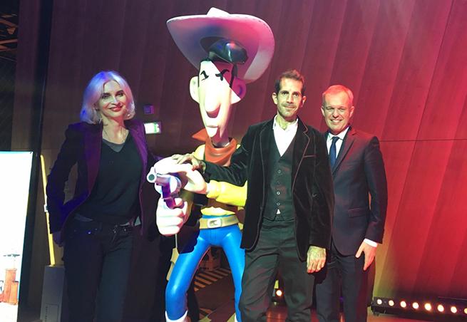 François de Rugy, ministre de l'Écologie,  et son épouse Severine Servat aux côtés de Lucky Luke et Jul